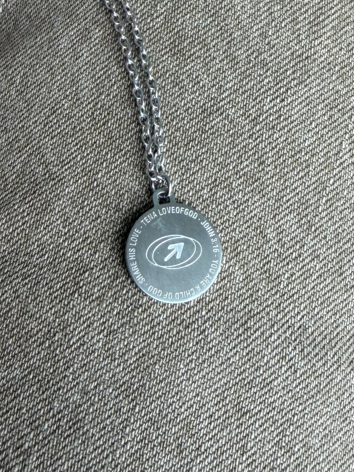 JLY NECKLACE | SILVER / BLACK