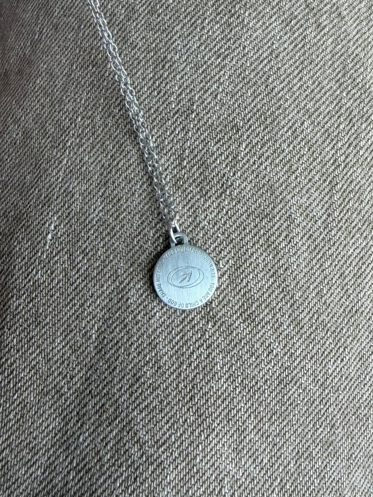 JLY NECKLACE | BUBBLEGUM