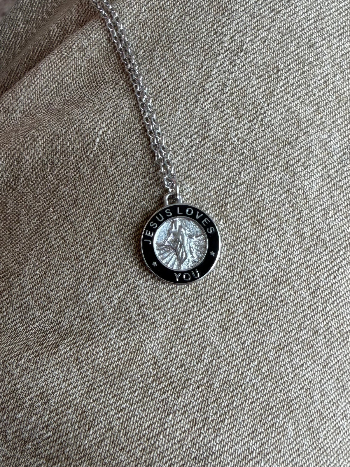 JLY NECKLACE | SILVER / BLACK