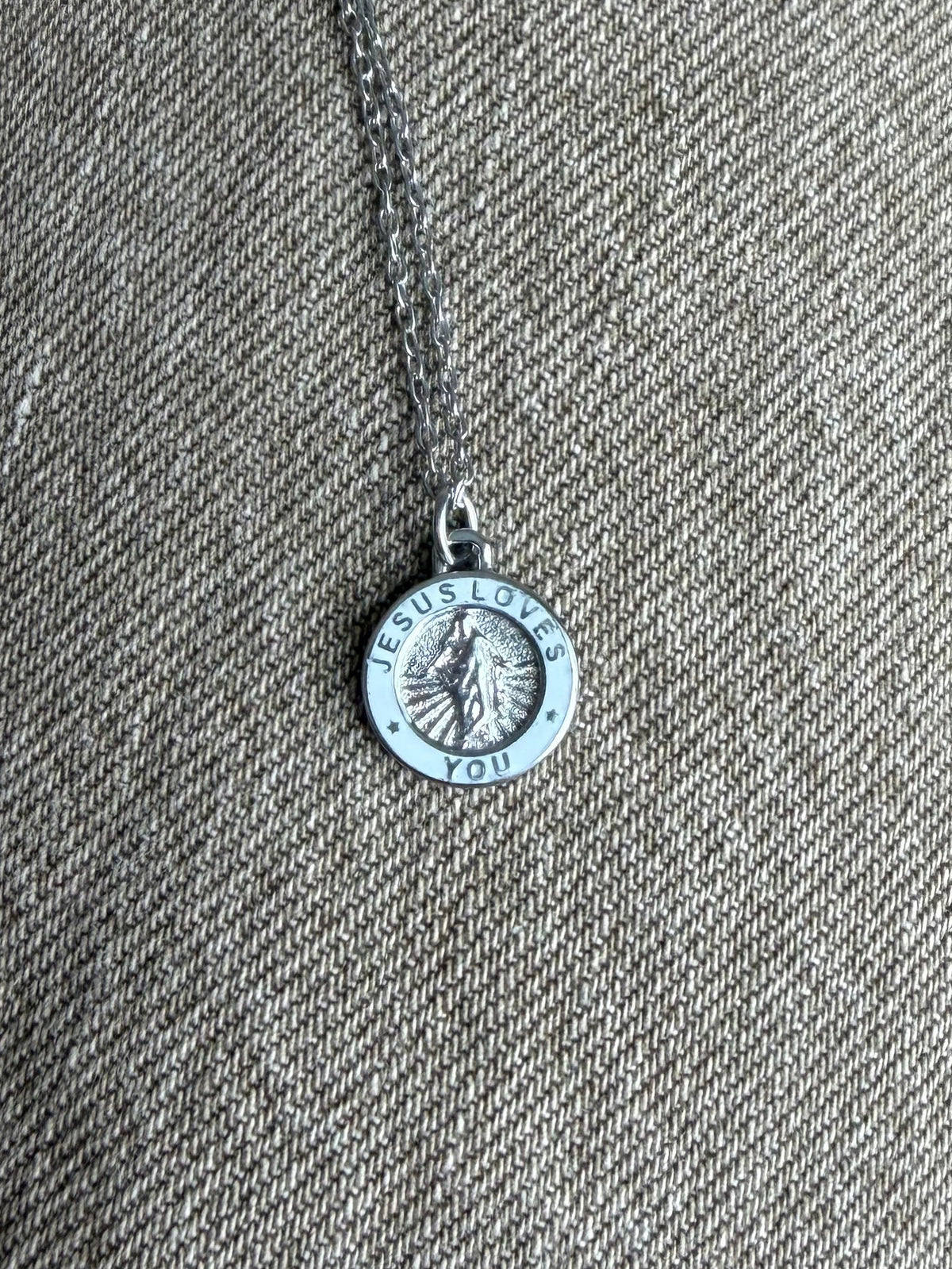 JLY NECKLACE | SILVER / SNOW