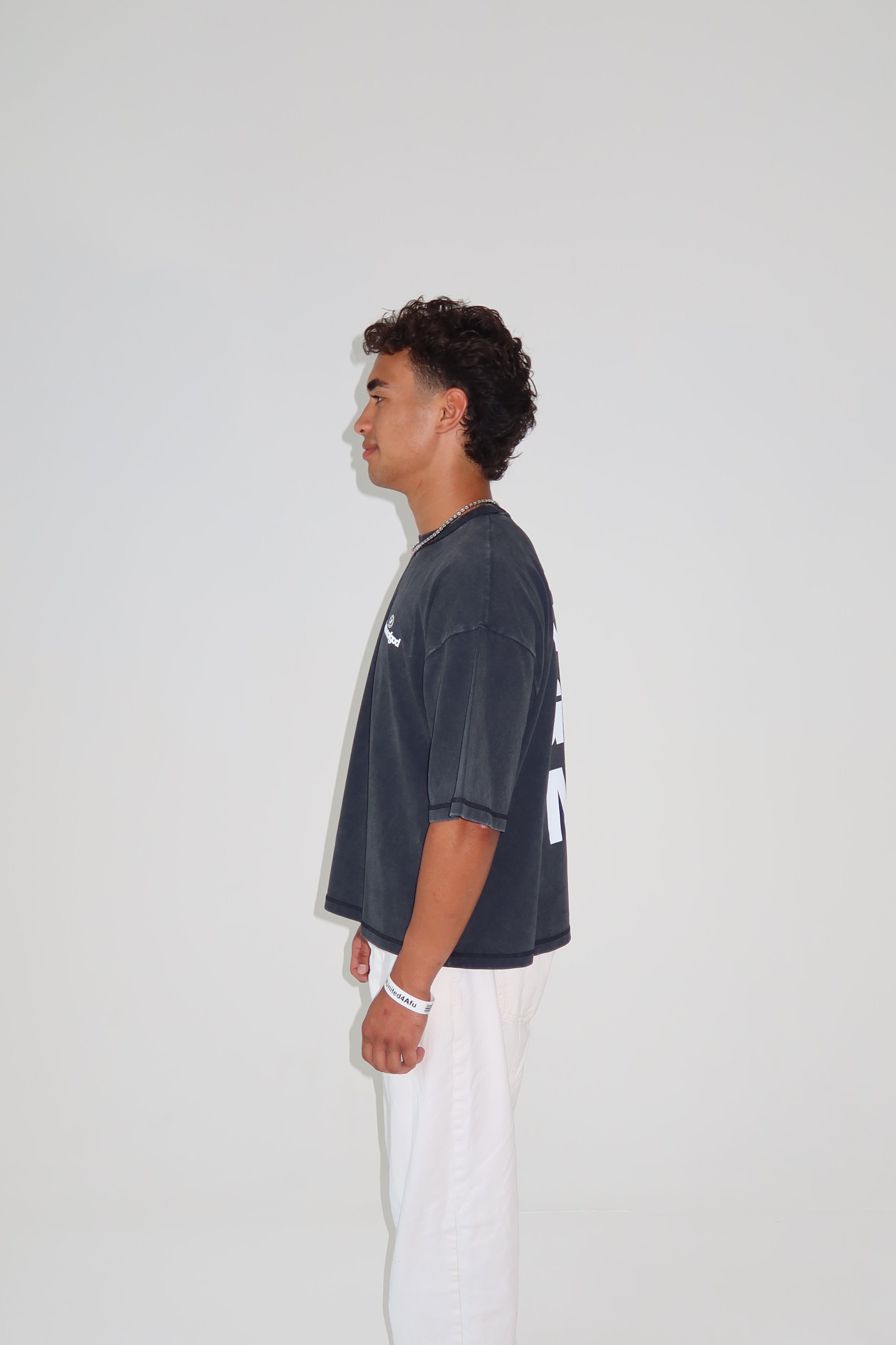 *PRE-ORDER* (9 WEEKS) - GGM CROP TEE | ASH