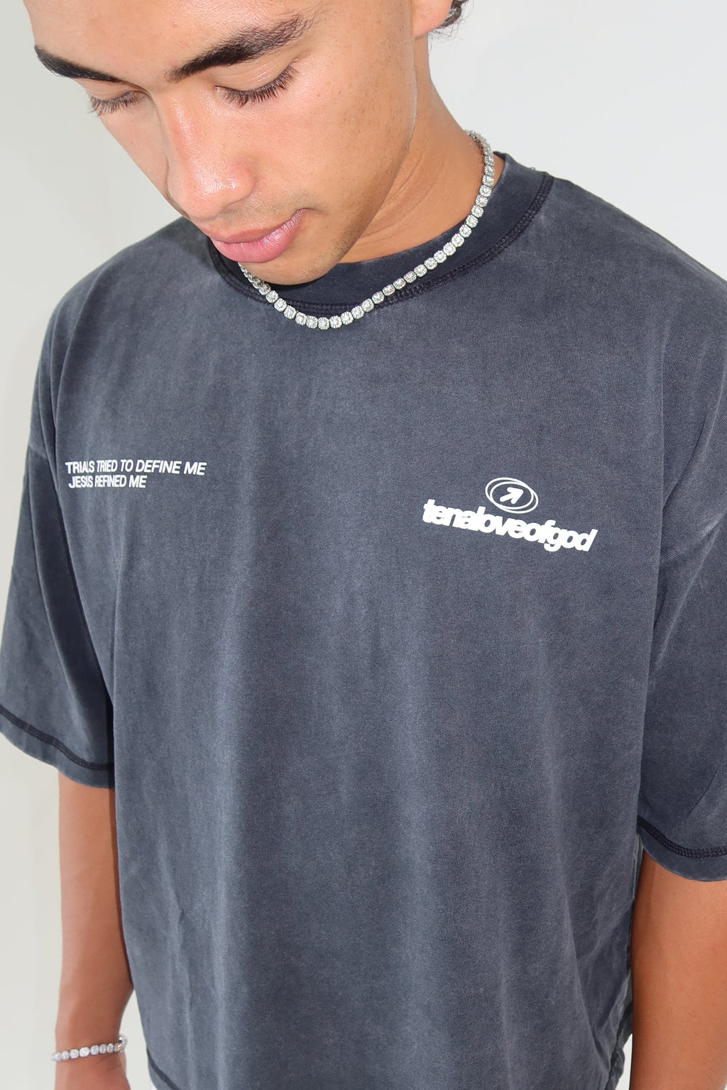 *PRE-ORDER* (9 WEEKS) - GGM CROP TEE | ASH