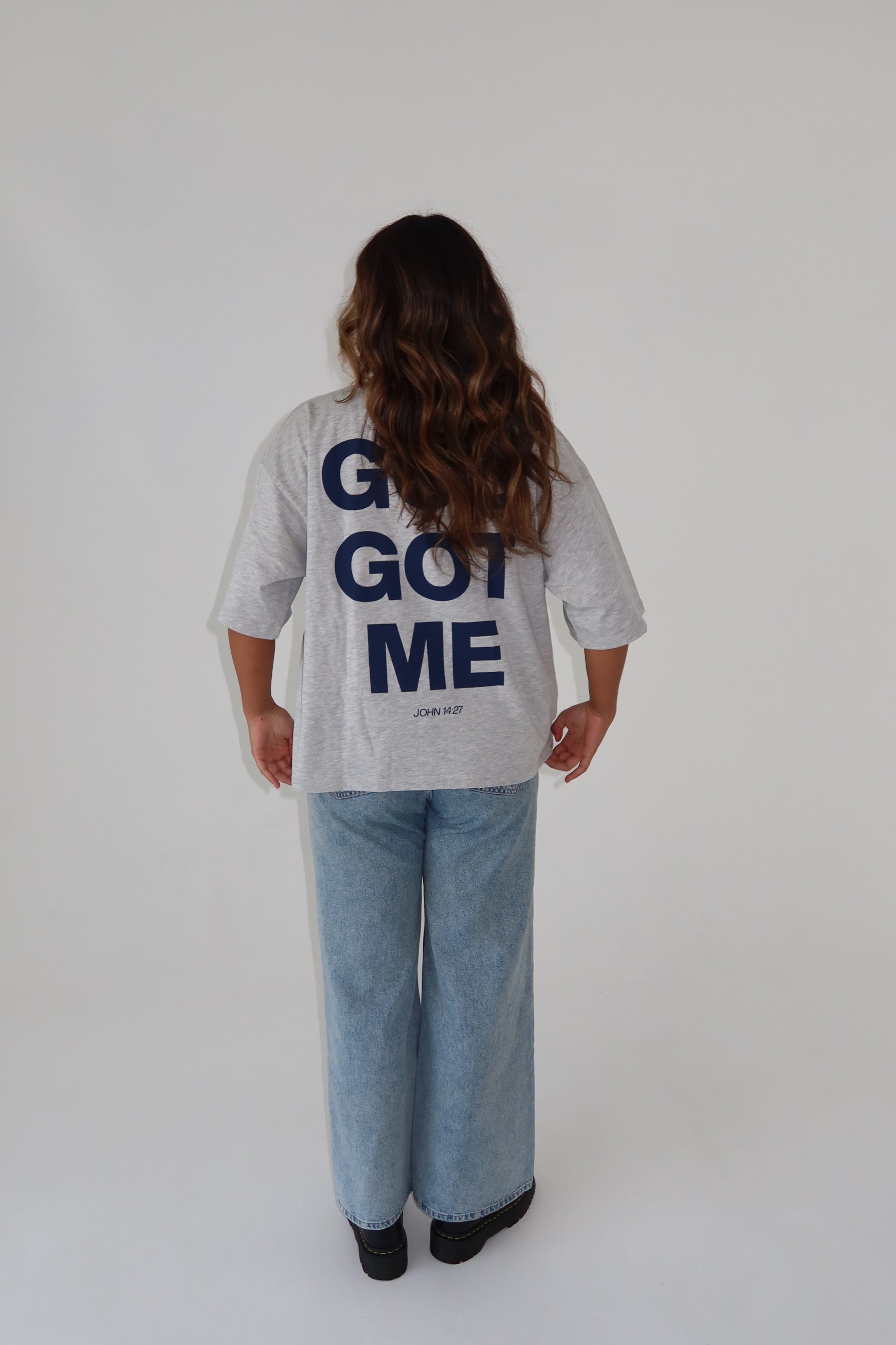 *PRE-ORDER* (9 WEEKS) - GGM CROP TEE | RAIN