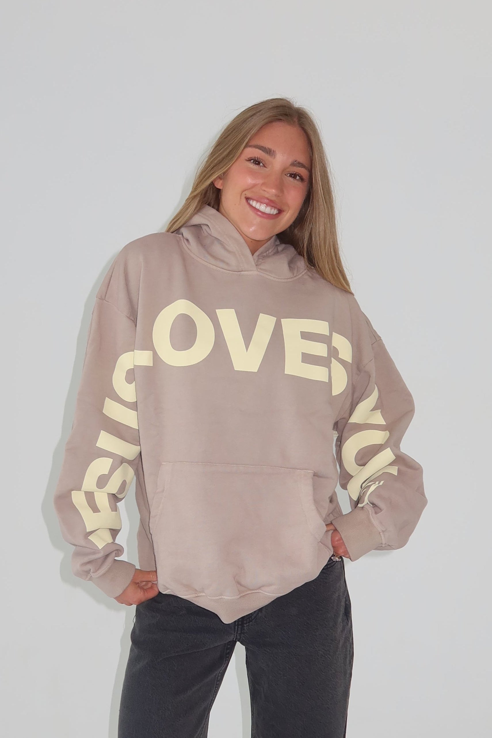 HUG HOOD | MANNA