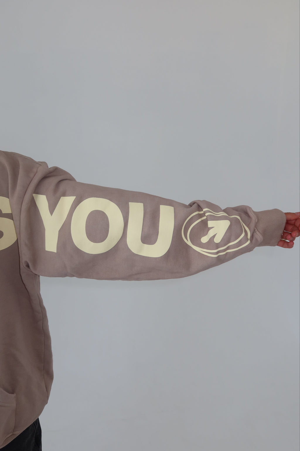 HUG HOOD | MANNA