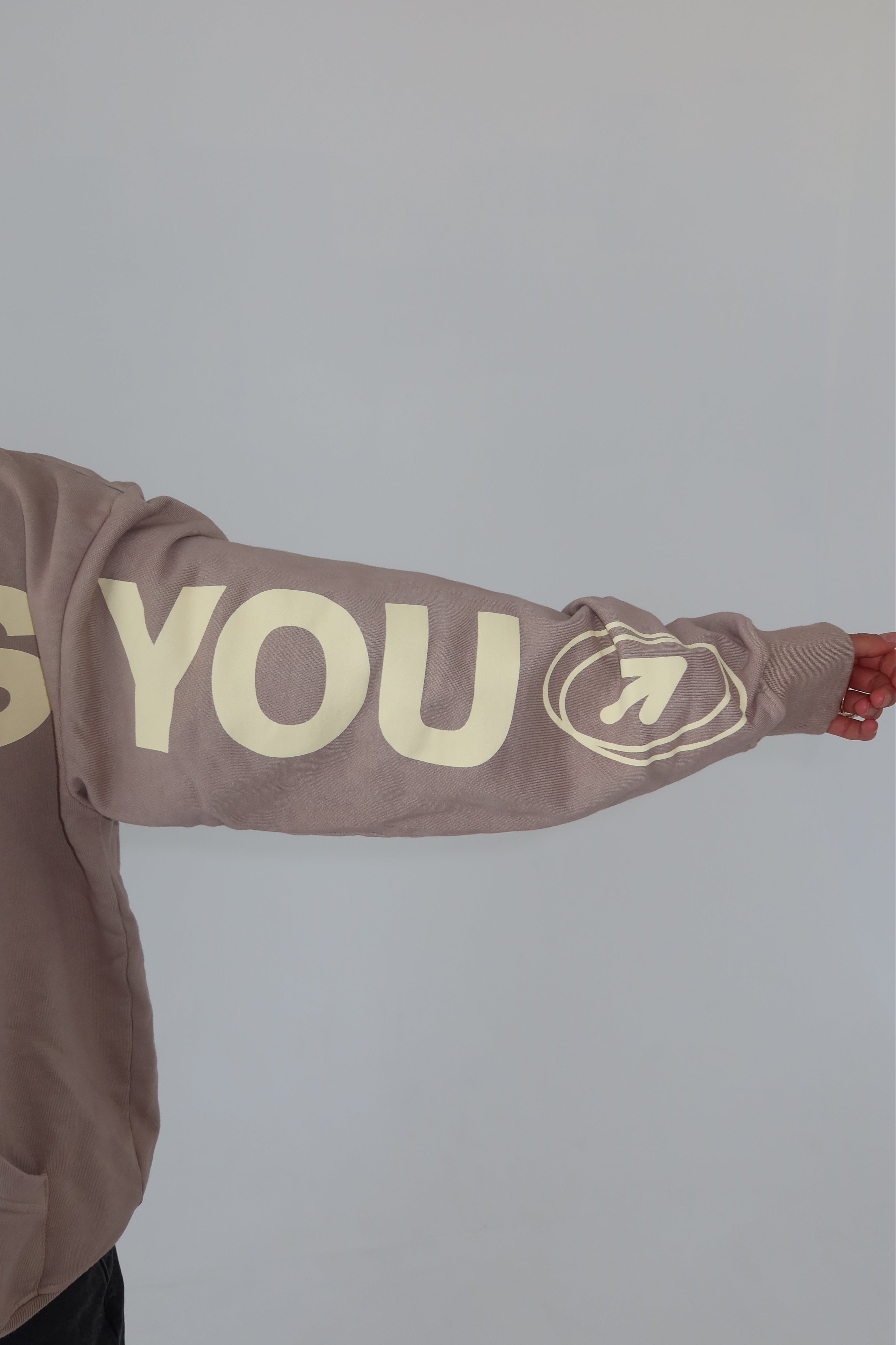 HUG HOOD | MANNA