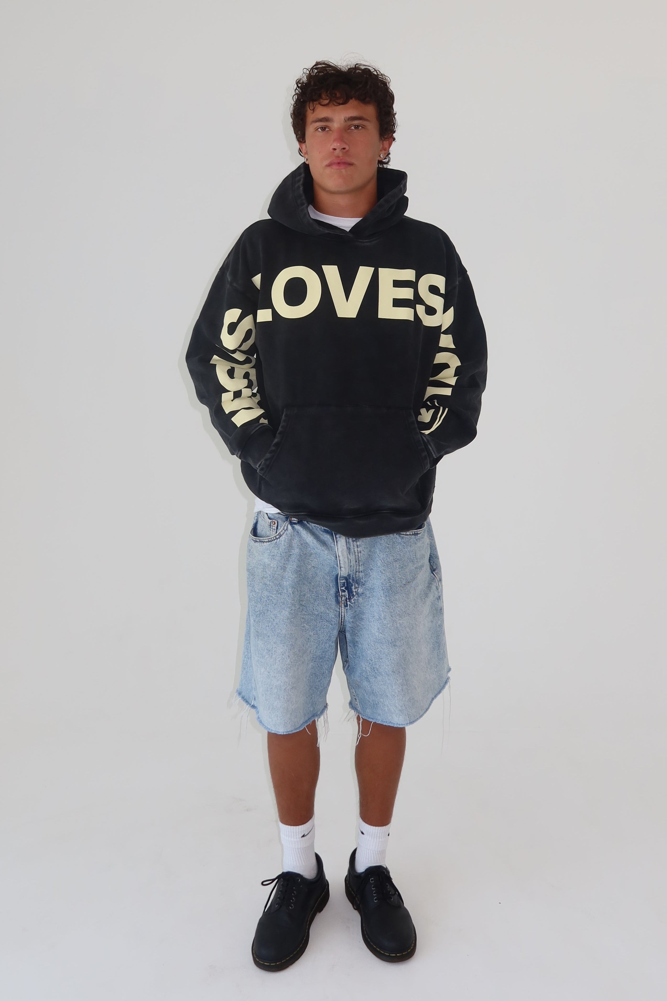 HUG HOOD | ASH