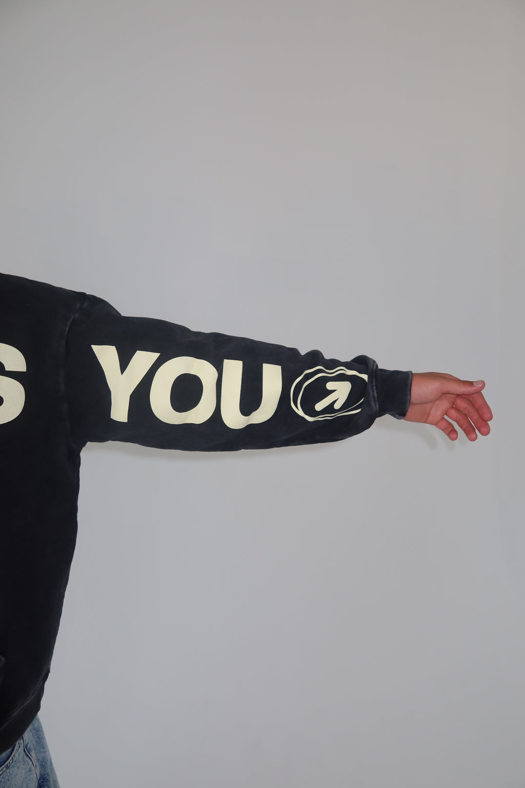 HUG HOOD | ASH