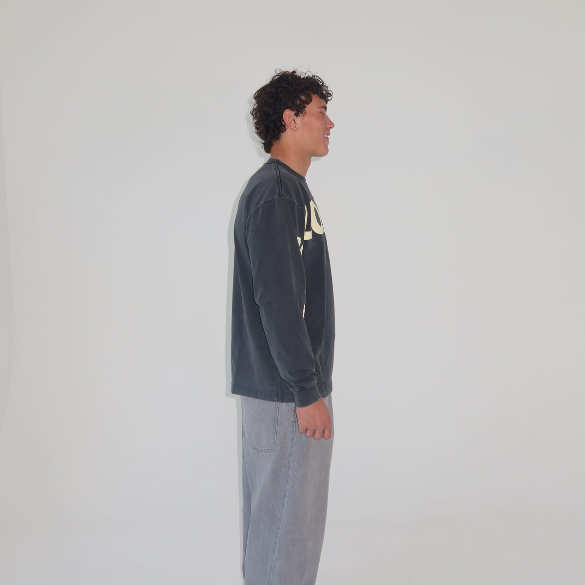 HUG LONGSLEEVE | ASH