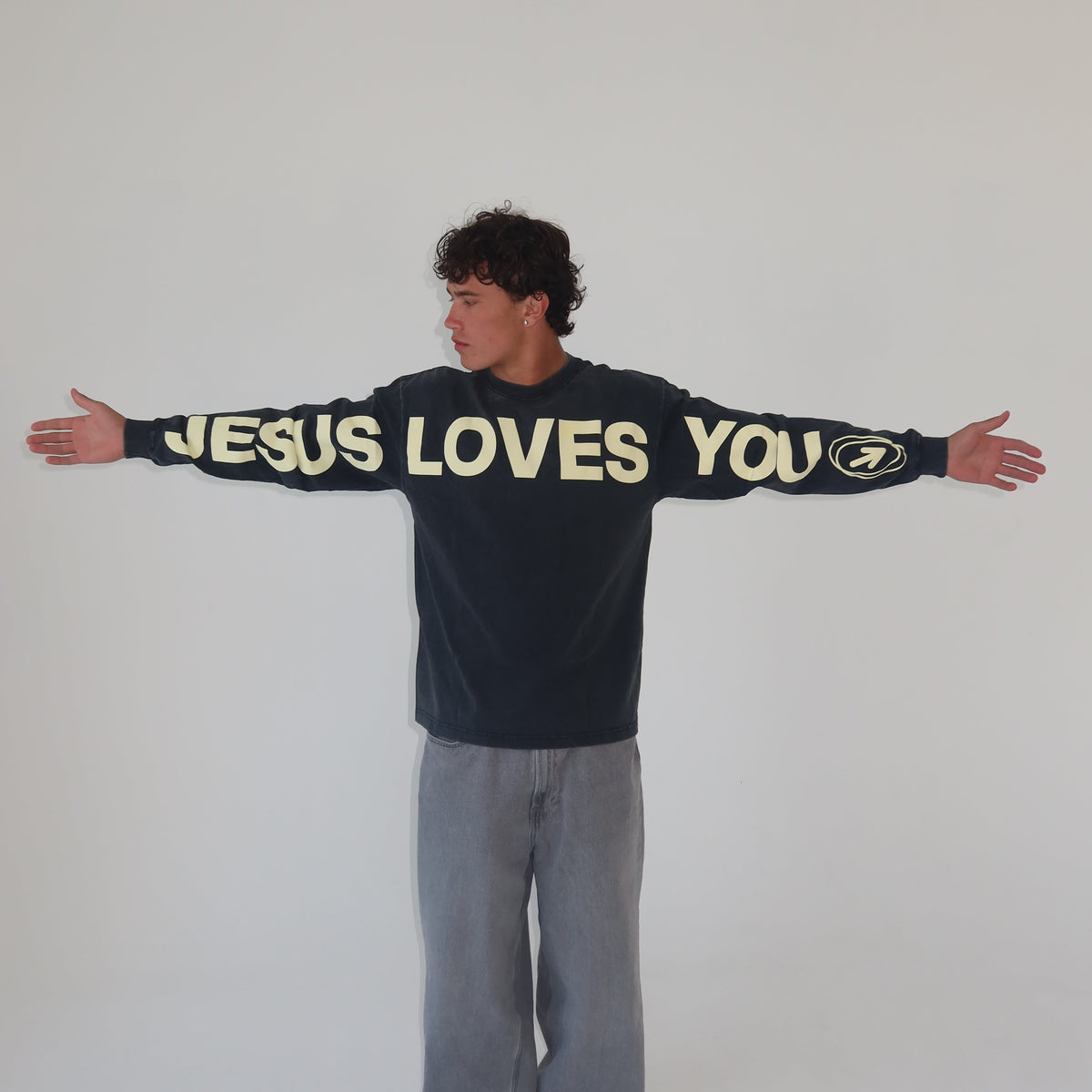 HUG LONGSLEEVE | ASH