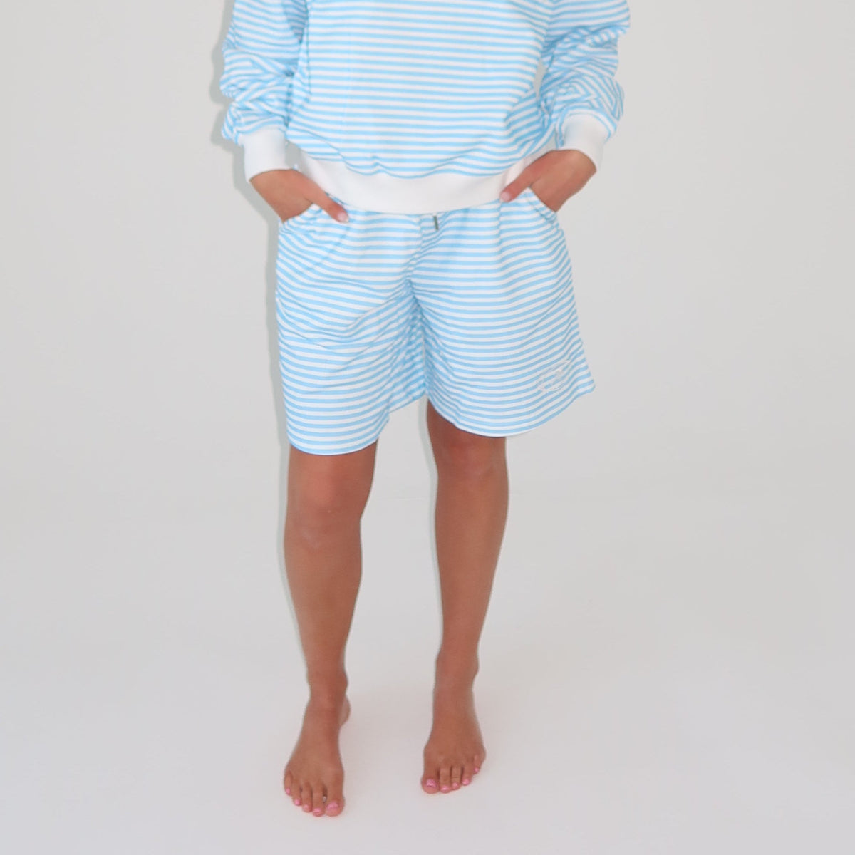 SHORTS | SKY STRIPES (3 WEEKS)