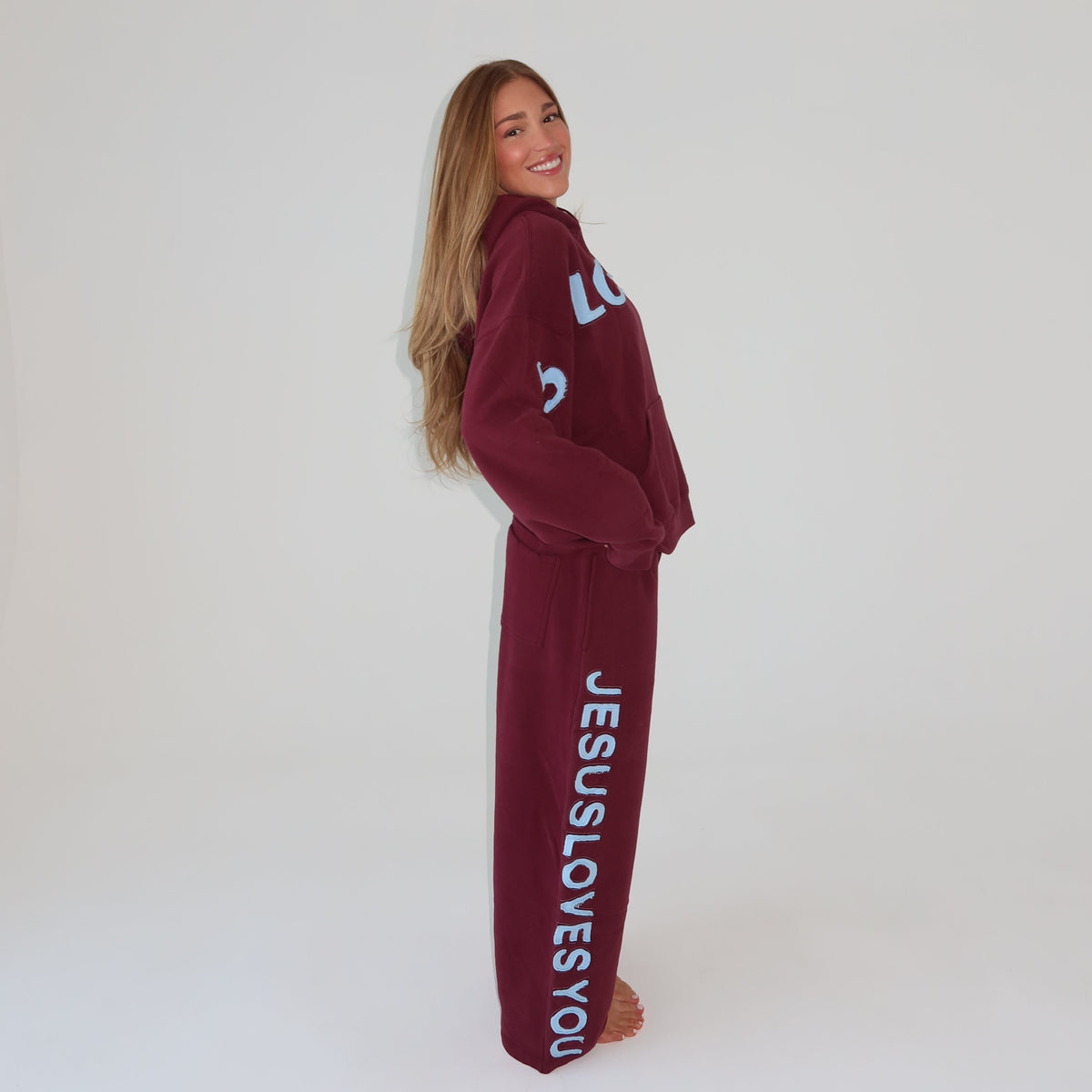 HUG SWEATPANTS | SKYBERRY (3 WEEKS)