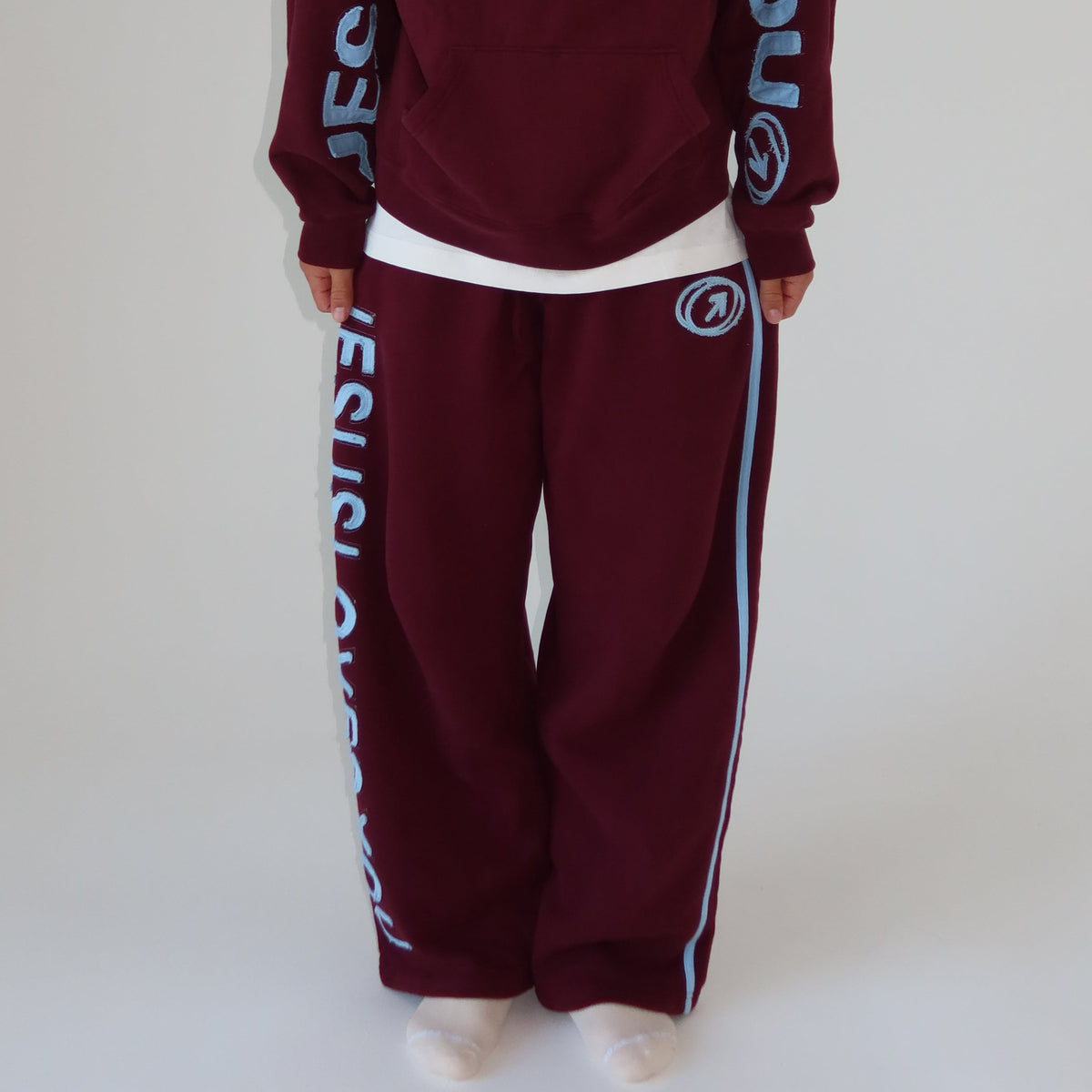 HUG SWEATPANTS | SKYBERRY (3 WEEKS)