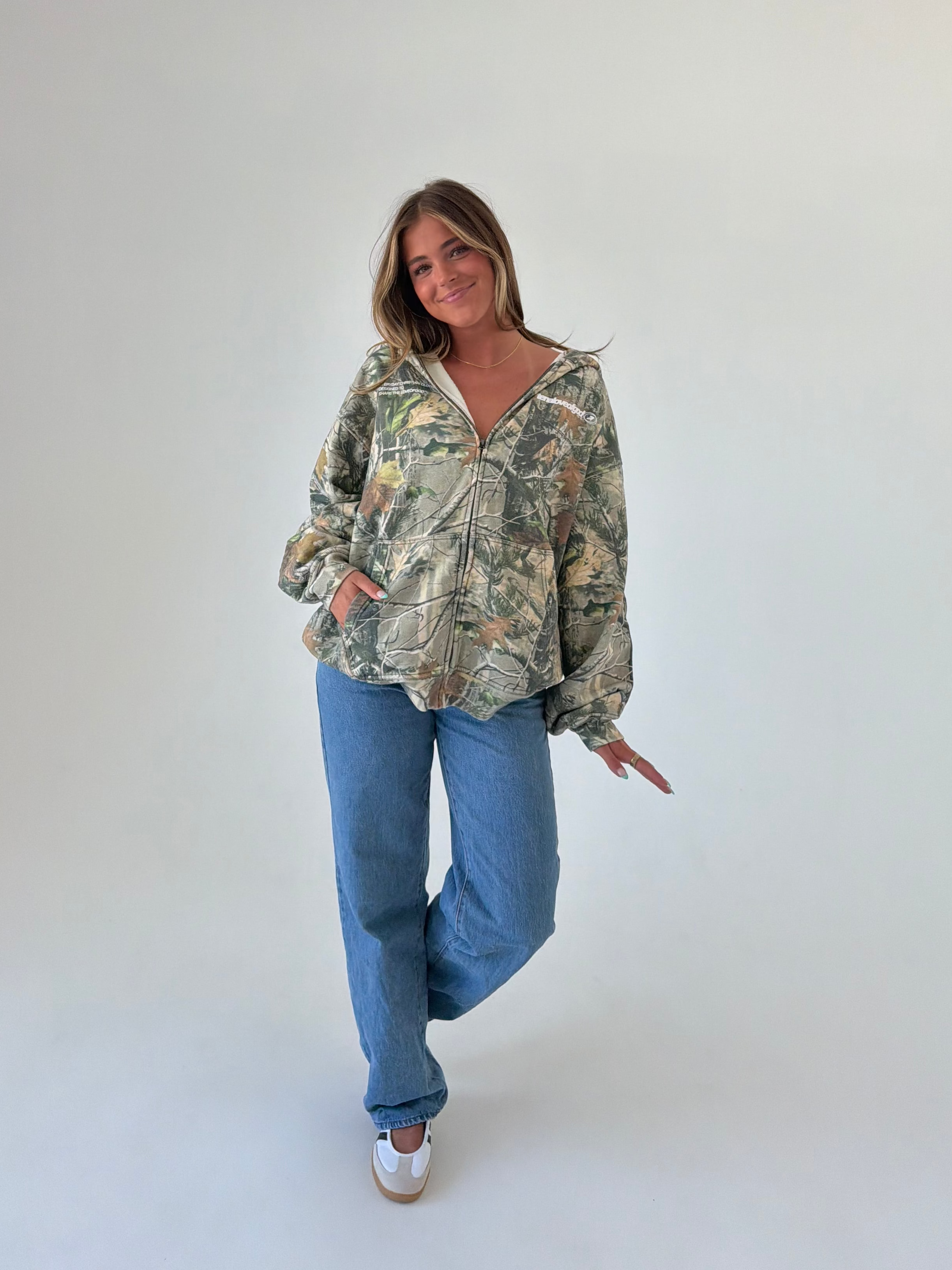 JLY ZIP | BRANCH