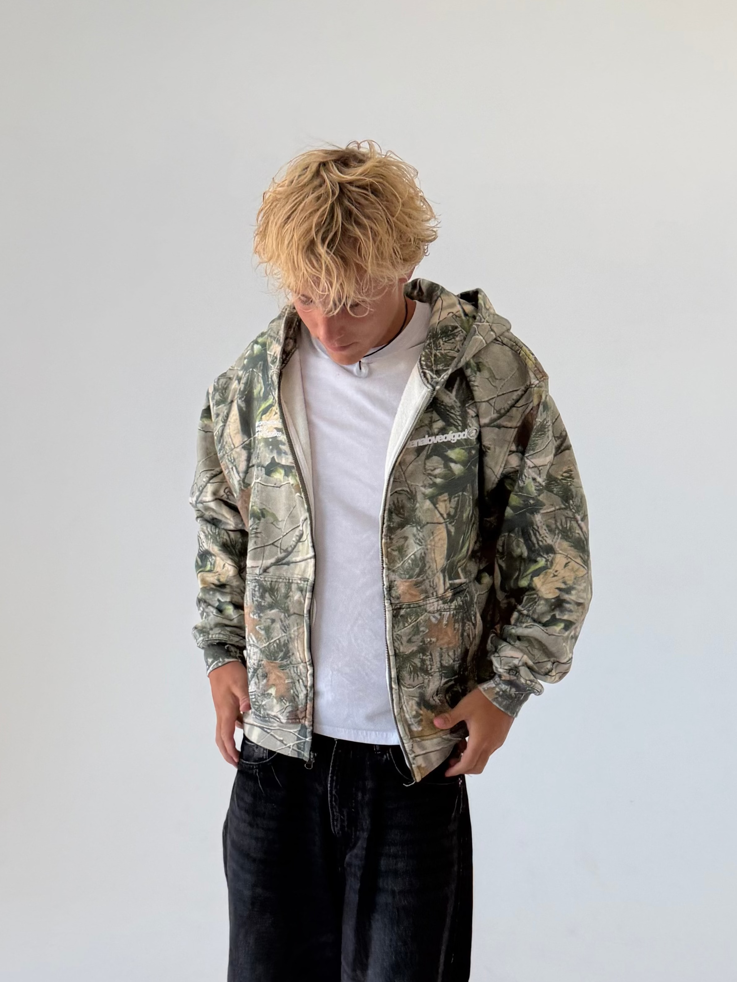 JLY ZIP | BRANCH