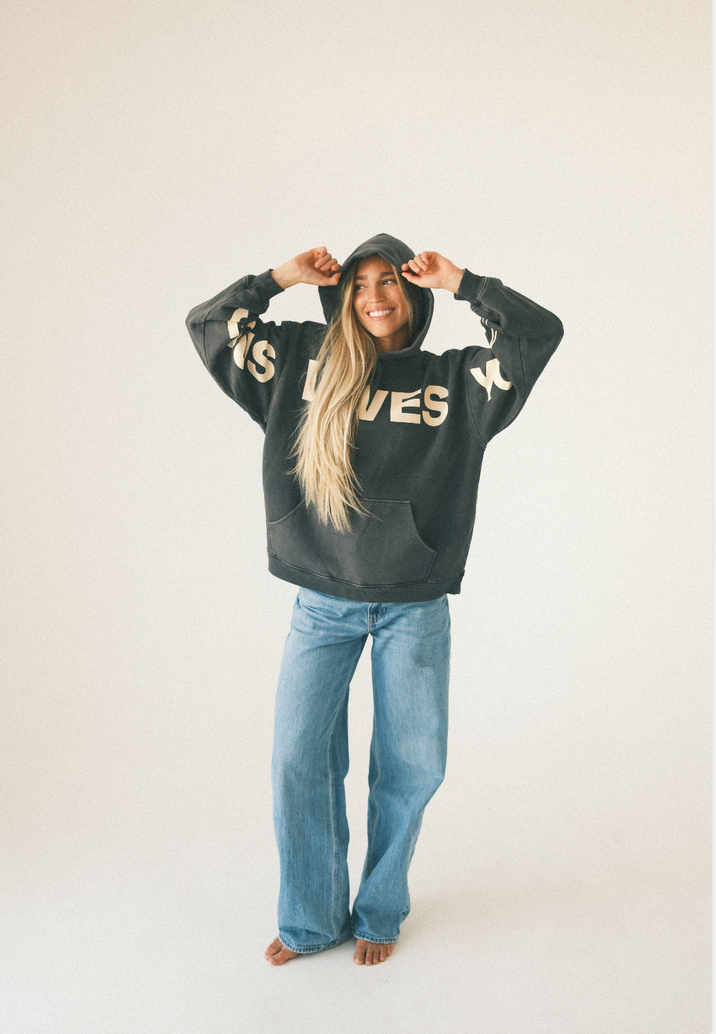 HUG HOOD | ASH